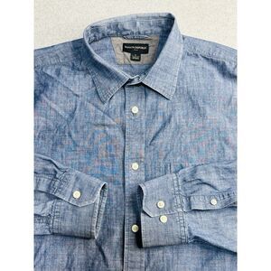 Banana Republic Blue Casual Button Down Shirt